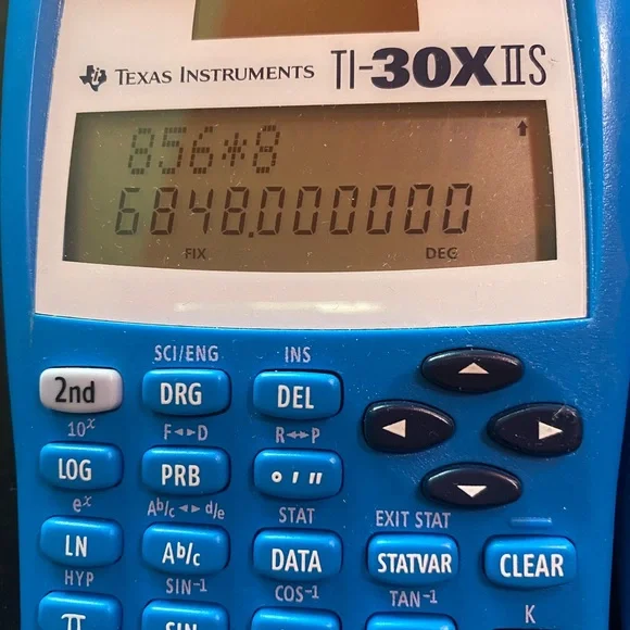 Scientific Calculator - Picture 5 of 7